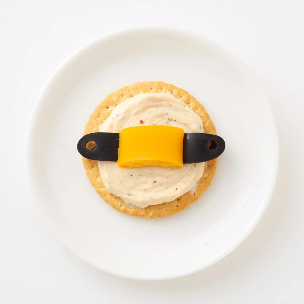 These delicious Santa's Belt Crackers with a creamy dip are perfect for your holiday spread.